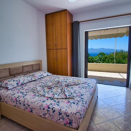 Villa Roel Sarandë エクステリア 写真