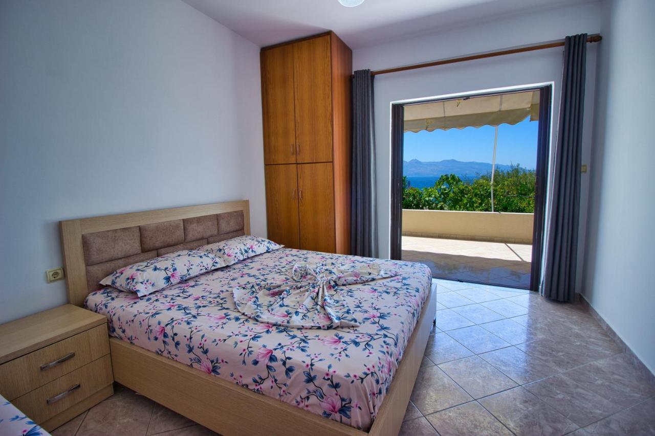 Villa Roel Sarandë エクステリア 写真